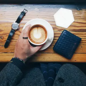 Nomos Club dunkel