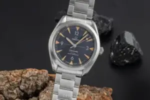 Omega Omega Railmaster 220.10.40.20.01.001 40mm Stainless steel Black