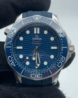 Omega Omega Seamaster Diver 300M 210.32.42.20.03.001 42mm Stainless steel Blue