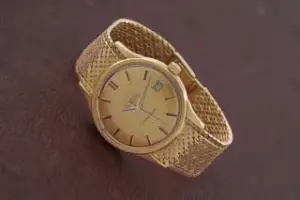 Omega Omega Constellation 34mm 18k yellow gold Champagne