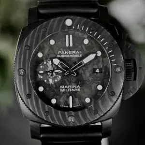 Panerai Panerai Luminor Submersible PAM 00979 47mm Carbon fiber Black