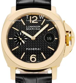 Panerai Panerai Luminor Marina PAM 00140 44mm Yellow gold Black