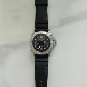 Panerai Panerai Luminor Submersible PAM 00285 47mm