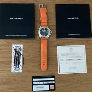 Panerai Panerai Luminor Submersible PAM 01024 44mm Stainless steel Black