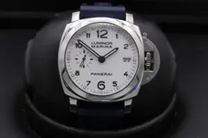 Panerai Panerai Luminor Marina PAM 00523 42mm Stainless steel White