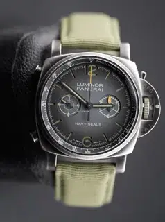 Panerai Panerai Luminor Marina PAM 01409 44mm Stainless steel Gray