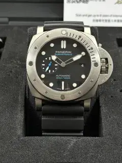 Panerai Panerai Submersible PAM01305 47mm Titanium Black