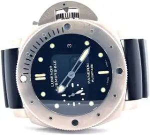 Panerai Panerai Luminor Submersible PAM 00305 47mm Titanium and Stainless steel Black