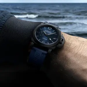 Panerai Luminor GMT Ceramica 40mm