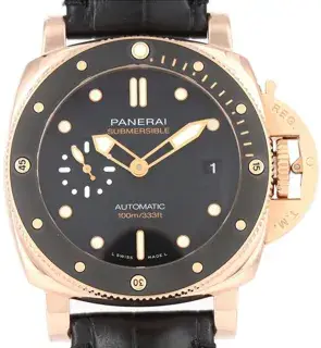 Panerai Panerai Submersible PAM00974 42mm Rose gold Black