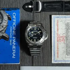 Panerai Panerai Luminor Submersible PAM 00106 44mm Titanium Gray