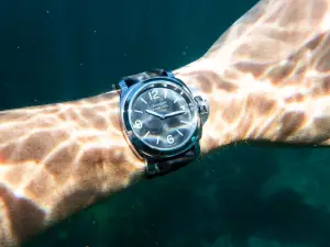 Panerai Luminor Base Logo PAM01086