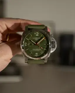 Panerai Panerai Luminor 1950 PAM01056 44mm Stainless steel Green