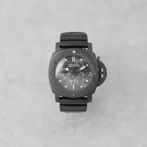 Panerai Panerai Submersible PAM00979 47mm Carbon fiber Black