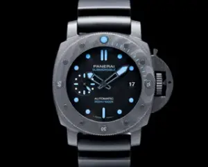 Panerai Panerai Submersible PAM00960 42mm Carbon fiber and Titanium Black