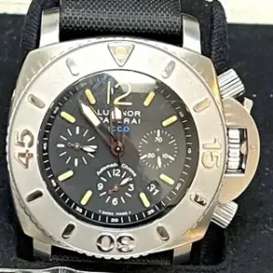 Panerai Panerai Submersible PAM00187 47mm Stainless steel Black