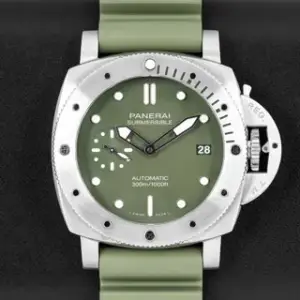 Panerai Panerai Submersible PAM01055 42mm Stainless steel Green
