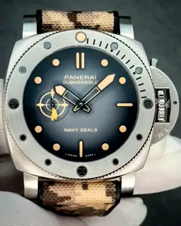 Panerai Panerai Submersible PAM01518 44mm Stainless steel Black