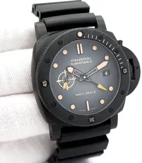 Panerai Panerai Submersible PAM01513 44mm Carbon fiber Black