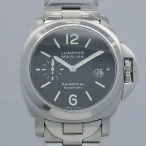 Panerai Panerai Luminor PAM00220 44mm Stainless steel Black