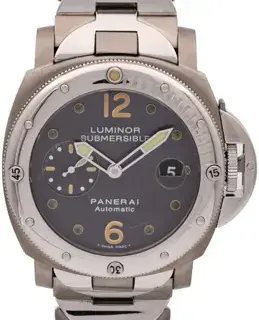 Panerai Panerai Luminor Submersible PAM00170/2005 44mm Titanium and Stainless steel Black