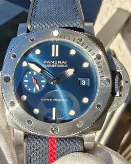 Panerai Panerai Submersible PAM01391 44mm Stainless steel Blue