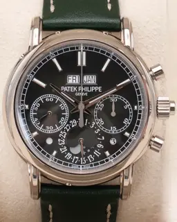 Patek Philippe Patek Philippe Perpetual Calendar Split-Seconds Chronograph 5204G 40mm White gold Green