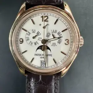 Patek Philippe Patek Philippe Annual Calendar 5146R-001 39mm Rose gold White