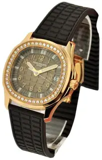 Patek Philippe Patek Philippe Aquanaut 5068R 35.75mm Rose gold Brown