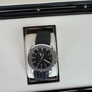 Patek Philippe Patek Philippe Aquanaut 5165A-001 38mm Stainless steel Black