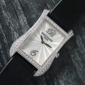 Patek Philippe Patek Philippe Gondolo 4972G-001 27.4mm White gold White