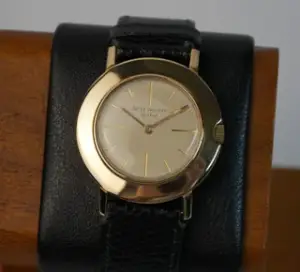 Patek Philippe Patek Philippe Calatrava 2594 32mm Yellow gold Beige