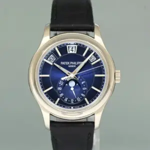 Patek Philippe Patek Philippe Annual Calendar 5205G-013 30mm White gold Blue