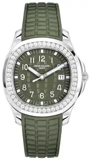 Patek Philippe Patek Philippe Aquanaut 5267/200A-011 38mm Stainless steel Green