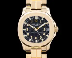 Patek Philippe Patek Philippe Aquanaut 5066/1J 34mm Yellow gold Black