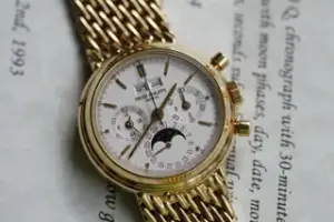 Patek Philippe Patek Philippe Perpetual Calendar Chronograph 3970J Yellow gold Silver