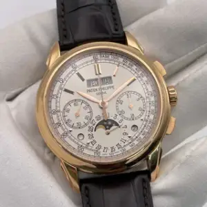 Patek Philippe Patek Philippe Perpetual Calendar Chronograph 5270R-001 41mm Rose gold Silver