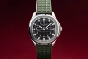 Patek Philippe Patek Philippe Aquanaut 5065A 36mm Stainless steel Black