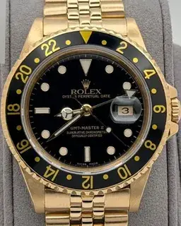Rolex Rolex GMT-Master II 16718 40mm Yellow gold Black