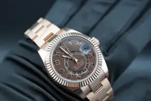 Rolex Rolex Sky-Dweller 326935 42mm Rose gold Brown