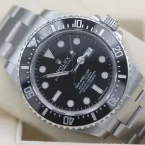 Rolex Rolex Sea-Dweller 4000 116600 (SEA-DWELLER (1989-2017)) 40mm Stainless steel Black