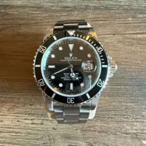 Rolex Rolex Submariner Date 16610 40mm Stainless steel Black