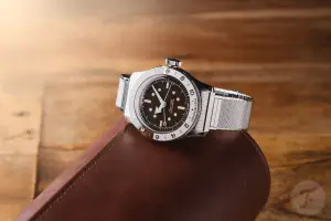 Serica 8315 Travel Chronometer