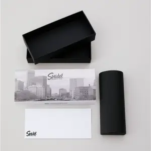 Speidel Luxury Reading Glass Case and Cleaning Cloth