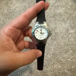 TAG Heuer TAG Heuer Kirium 38mm Stainless steel White