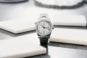 Traska Venturer GMT