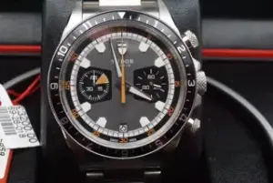 Tudor Tudor Heritage M70330N 42mm Stainless steel Black