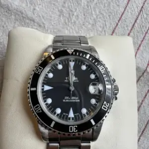 Tudor Tudor Submariner 75190 36mm Stainless steel Black
