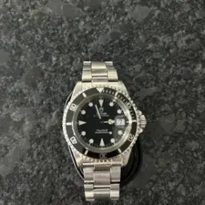 Tudor Tudor Submariner 79090 40mm Stainless steel Silver