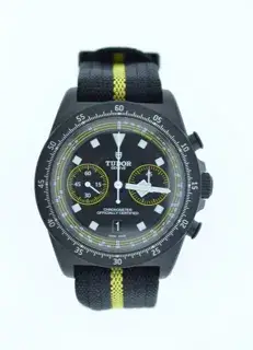 Tudor Tudor Pelagos 25827KNJN 43mm black carbon composite